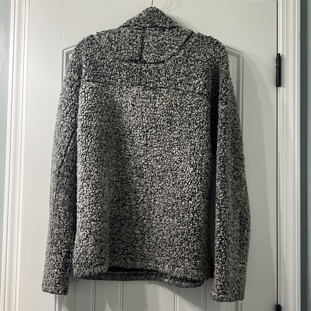 True grit pullover- Gray Small - Picture 3 of 3